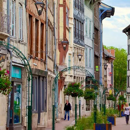 Calme Et Cosy - Proche Centre Appartement Rouen